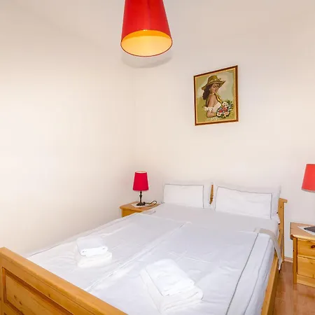 Apartment Mrvelj *